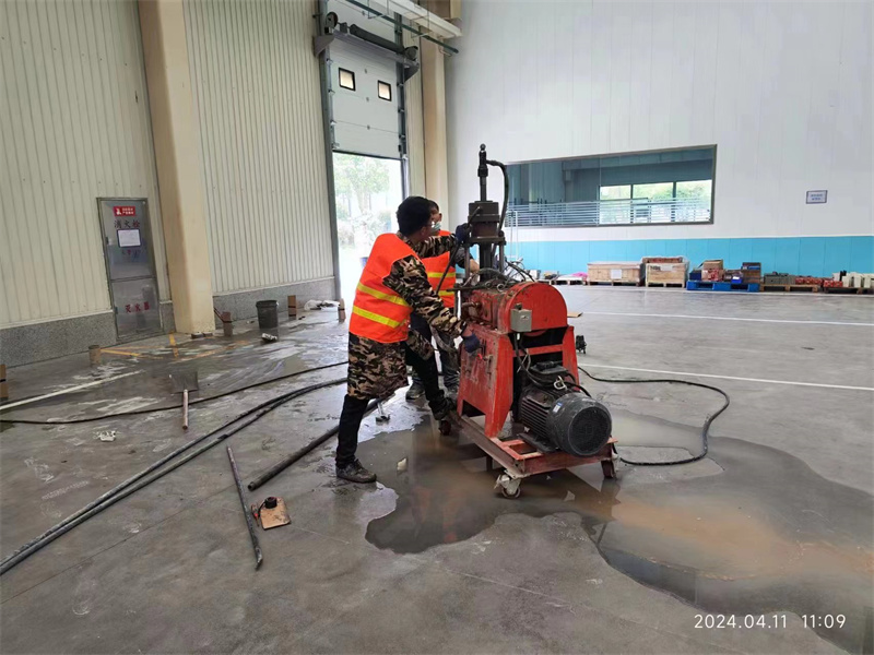 牡丹江厂房地面下沉塌陷注浆加固施工